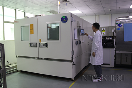 温度攻击试验和温度循环试验