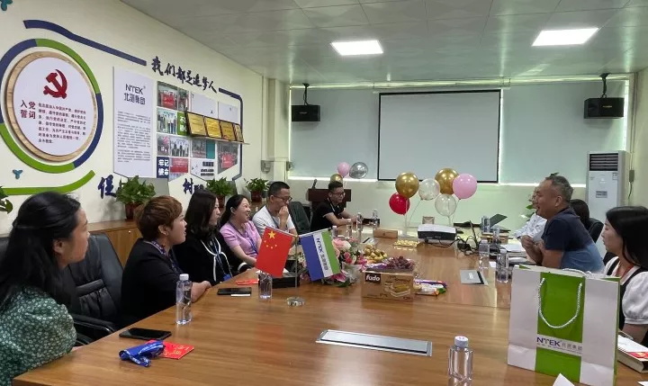 赢天堂西席节活动